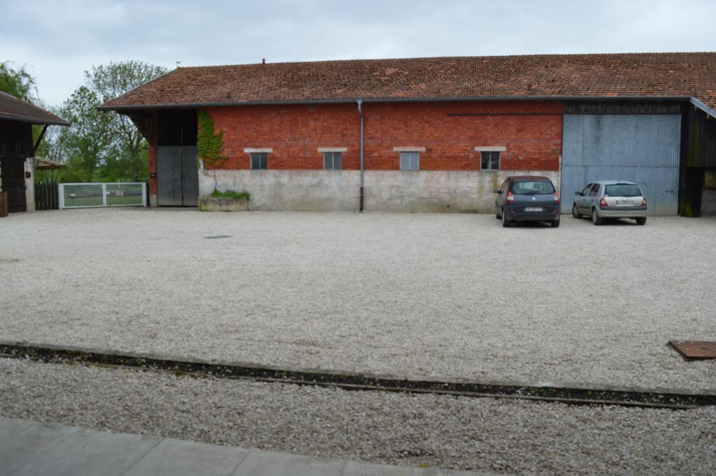 Au Passage Des Grues Acomodação com café da manhã Drosnay Exterior foto